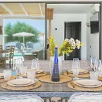 Vila Olive Tree